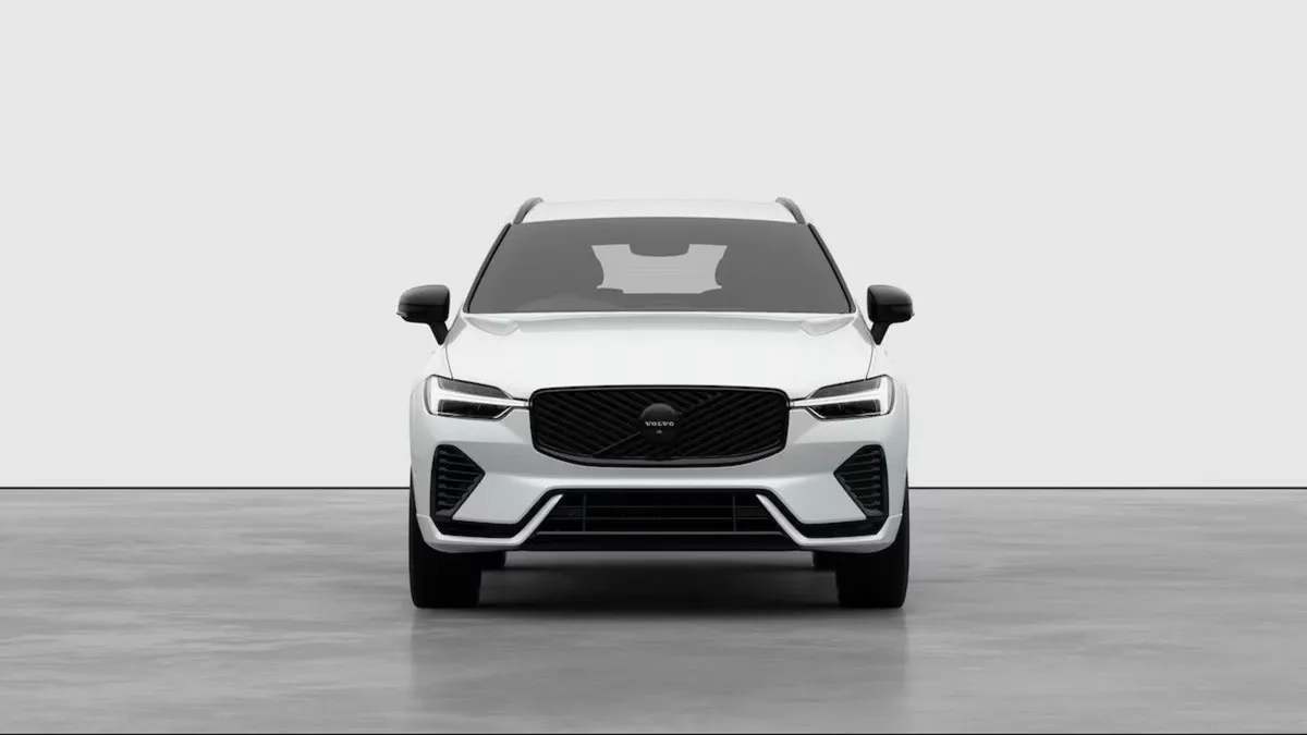 Volvo XC60 White Xc60 Plus Black Edition - Image 1