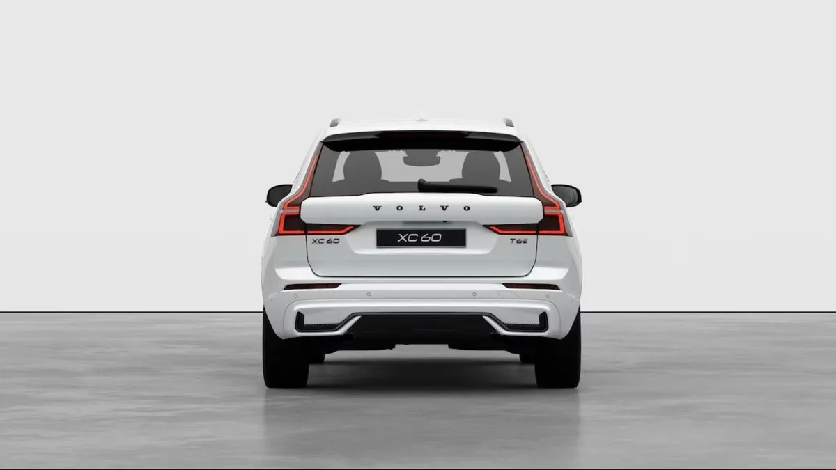 Volvo XC60 White Xc60 Plus Black Edition - Image 3