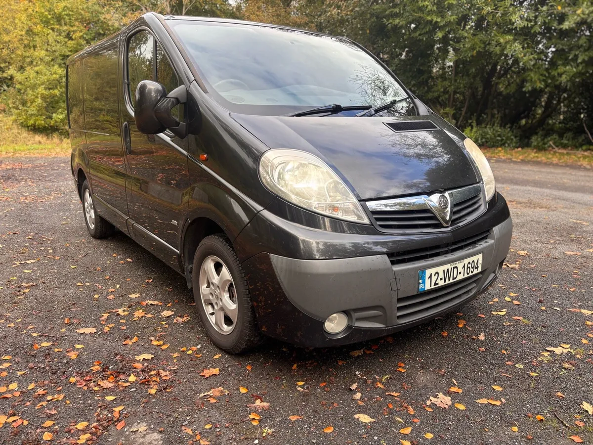 2012 VAUXHALL VIVARO SPORT - Image 1