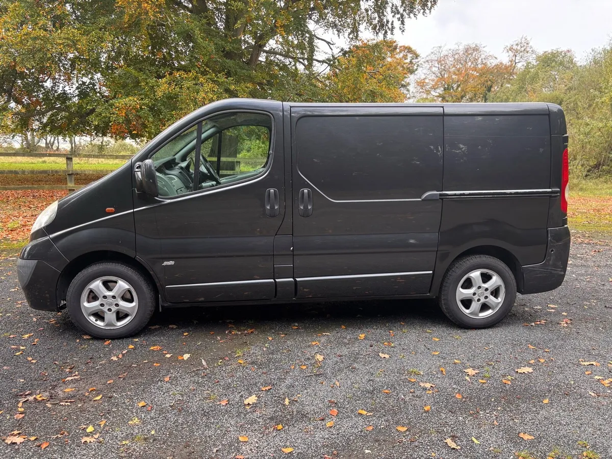 2012 VAUXHALL VIVARO SPORT - Image 4