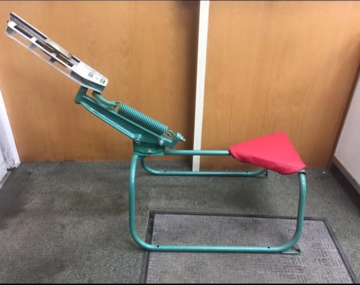 Clay pigeon trap, Clay trap, - Image 1