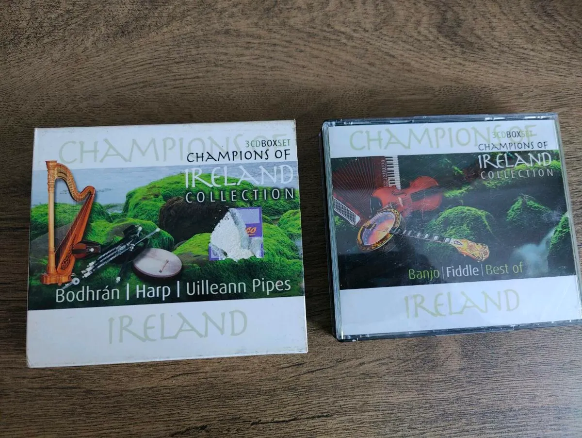 Bodhrán, harp, Uileann Pipes, banjo, fiddle - Image 1