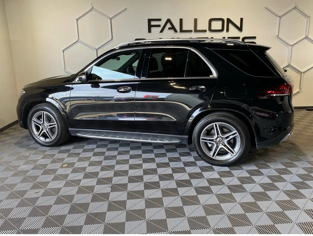 MERCEDES-BENZ GLE  350 AMG LINE PREM+ / HIGH SPEC - Image 3
