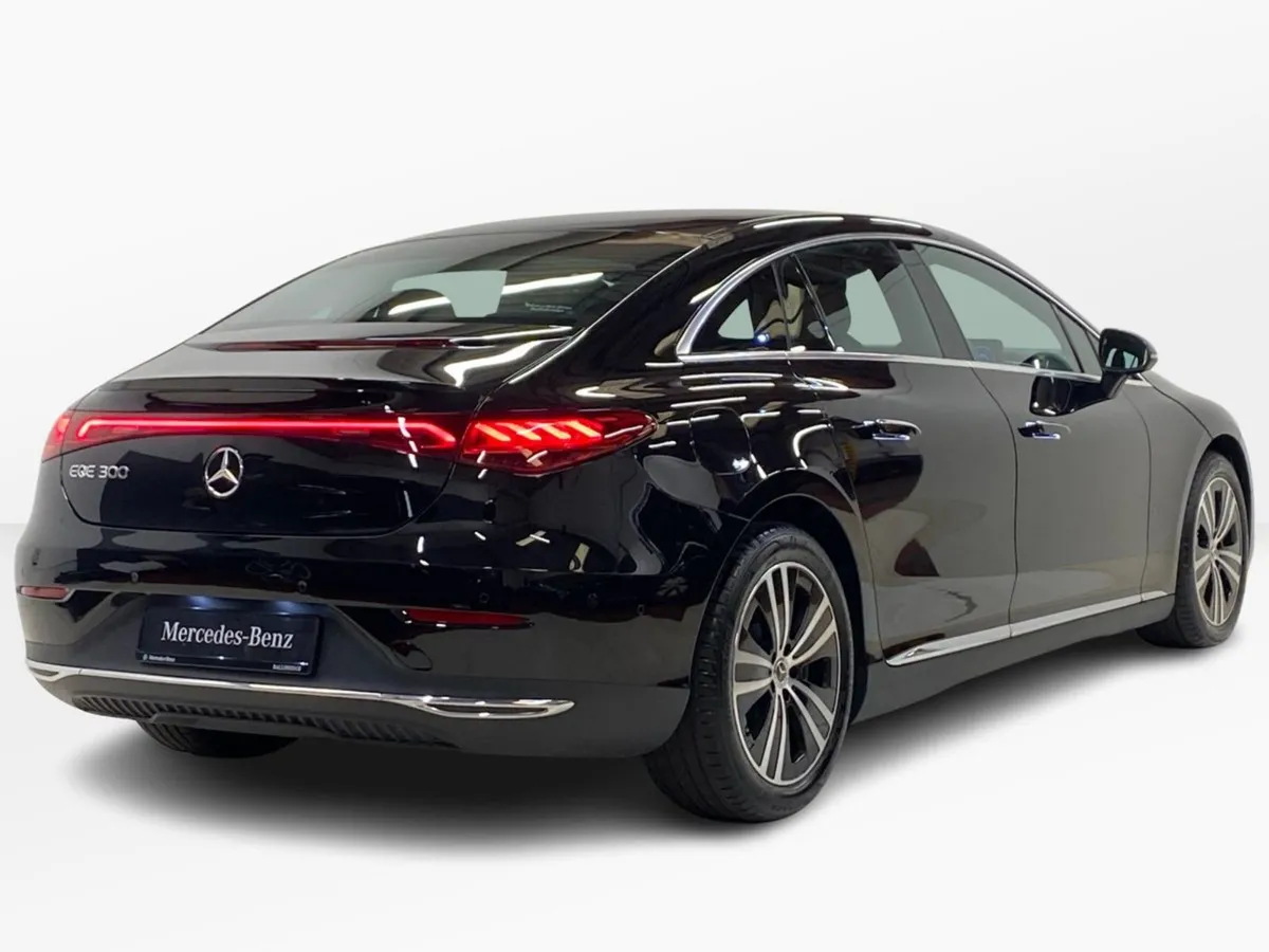 Mercedes-Benz EQE Aura 125 - Image 3