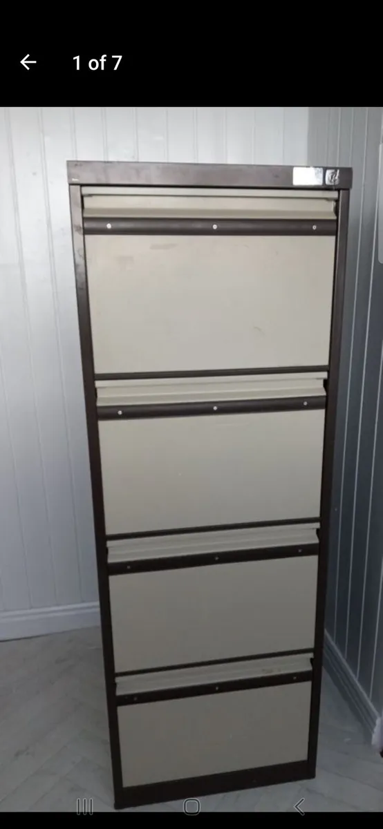 Filing cabinet - Image 1