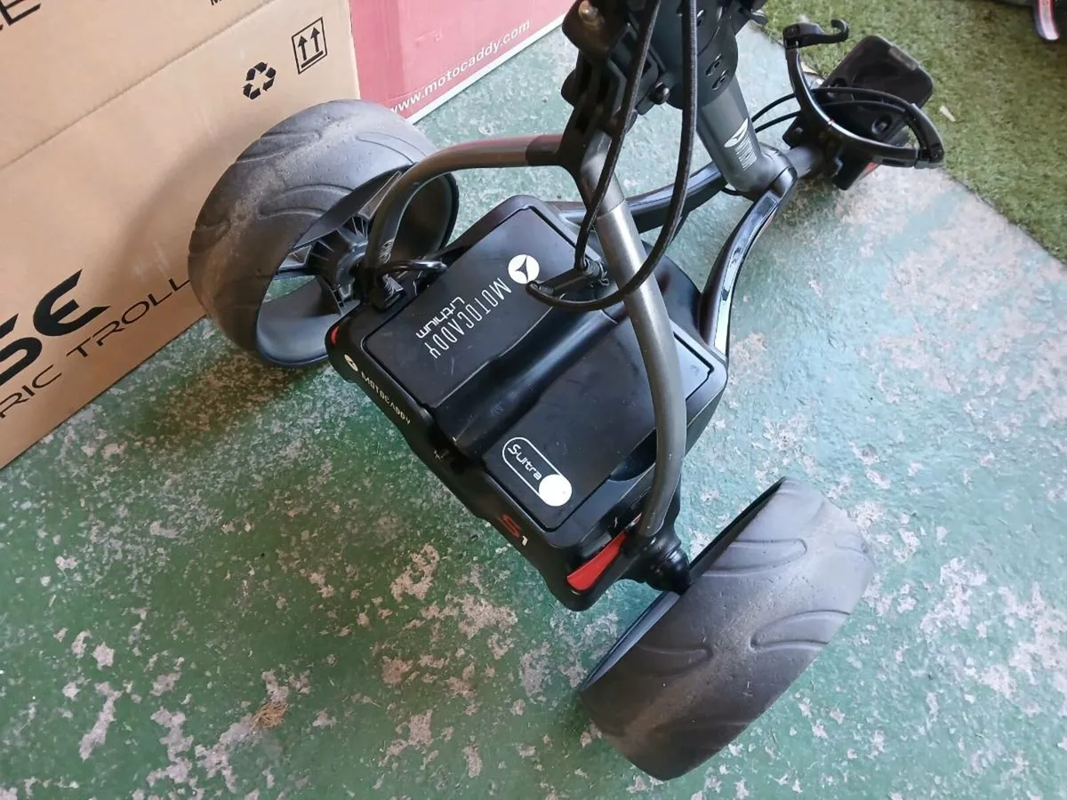 Motocaddy S1 and 18 hole lithium battery - Image 4