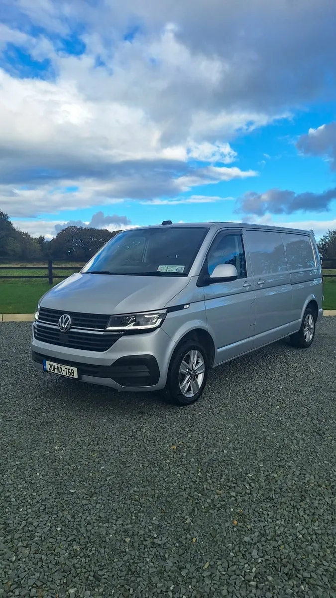 Volkswagen Transporter Highline T6 30 PVL TDI 150 - Image 1