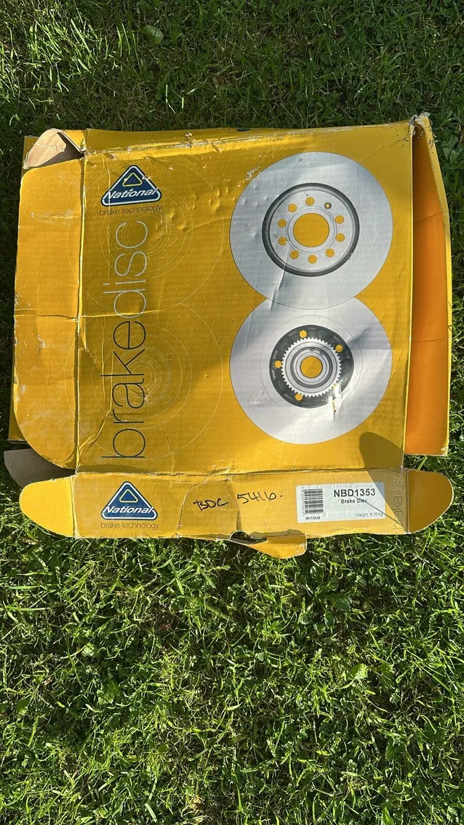 VW Passat brake discs - Image 2