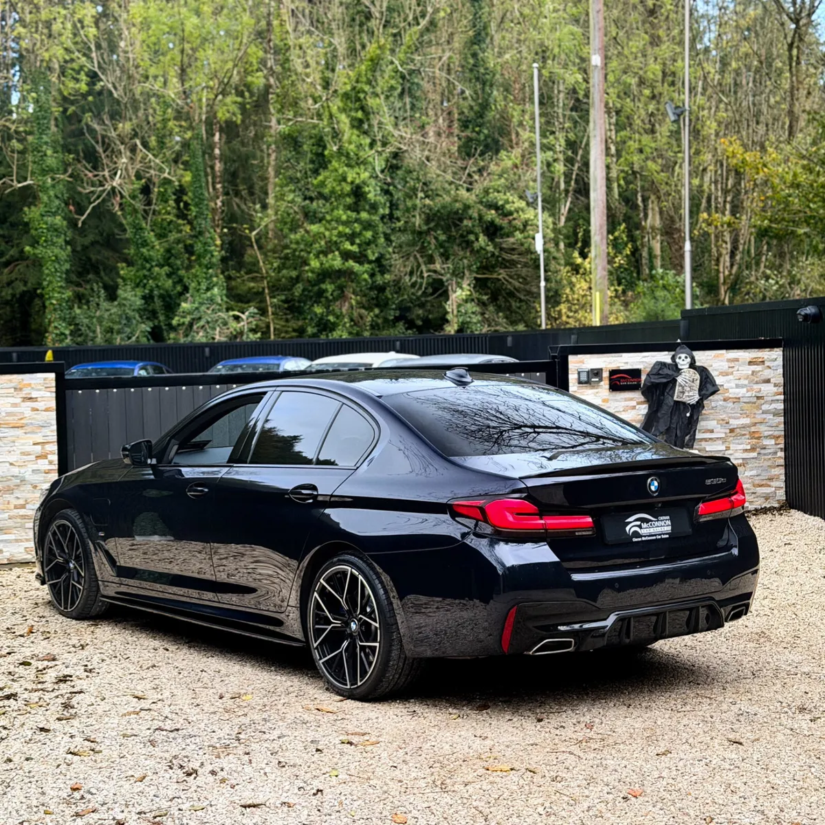 2021 (211)  BMW 530e M-SPORT LCI 290BHP - Image 4