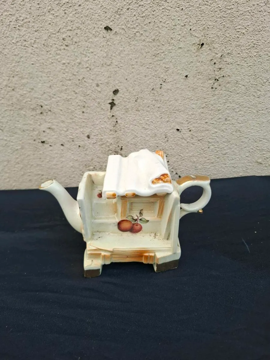 Miniature tea pot postage possible