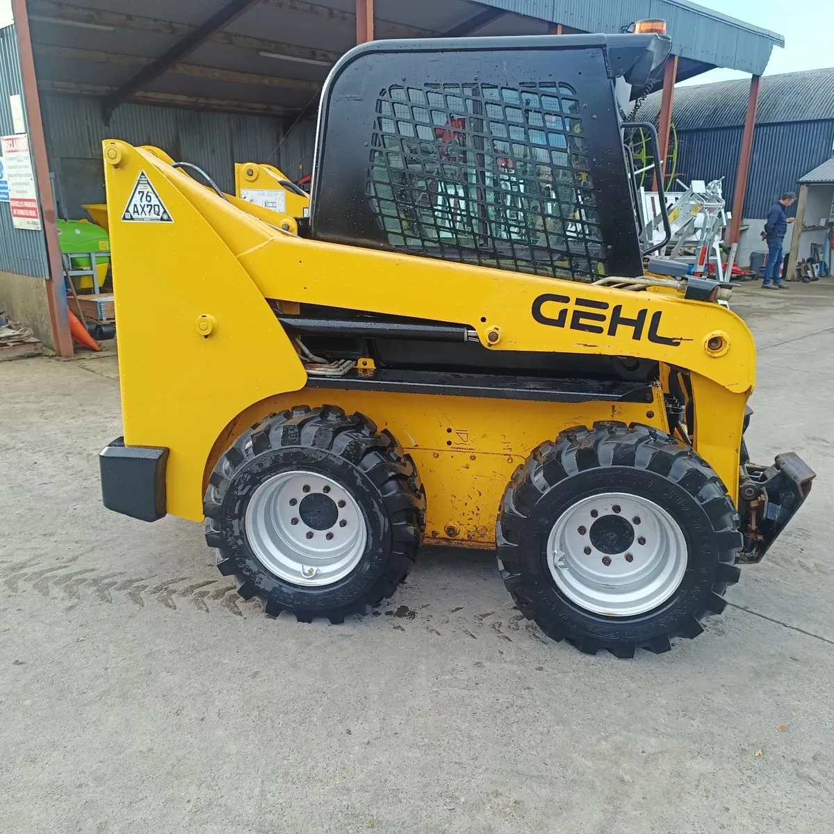 Gehl R190 Skidsteer - Image 2