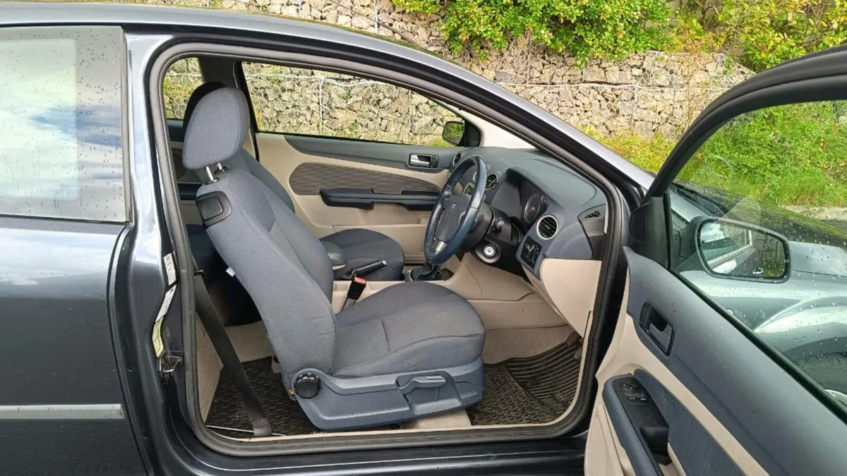 Ford Focus - Image 3