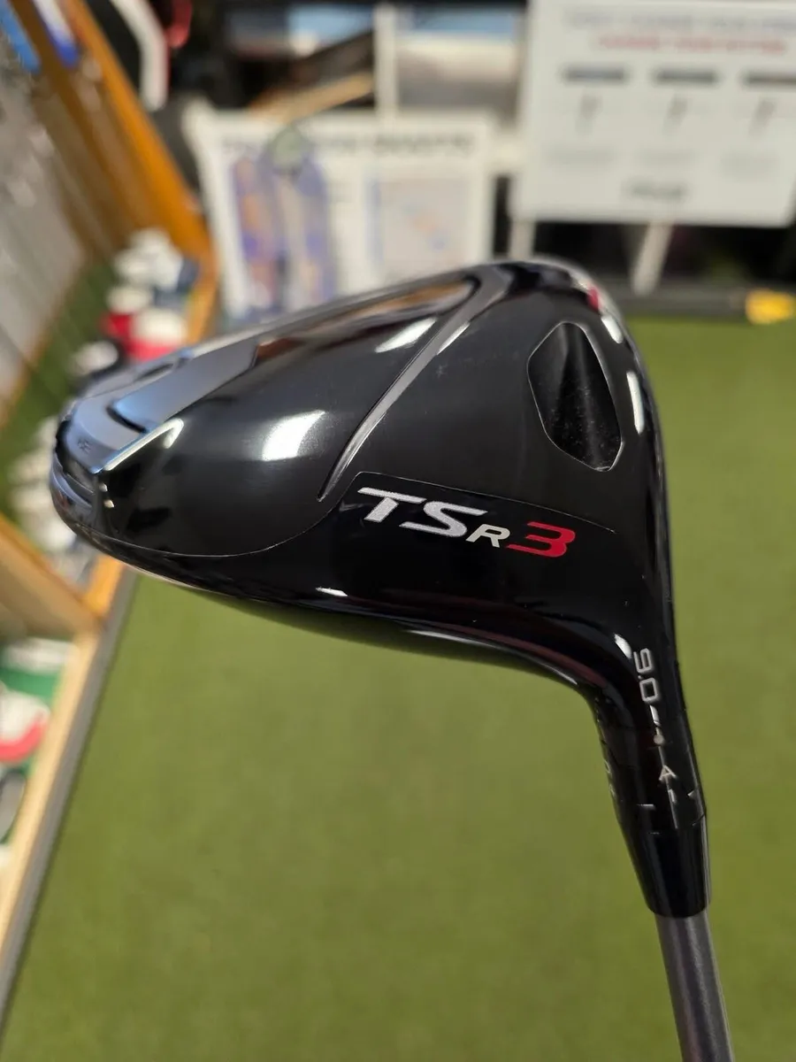 As New Titleist TSr3 Driver - Image 2