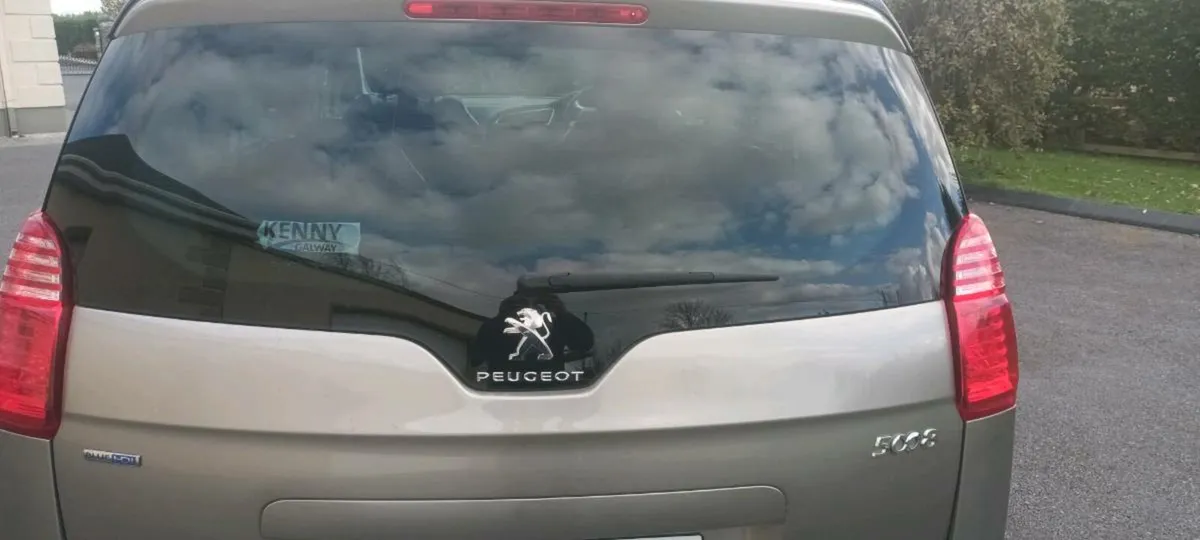 162 Peugeot 5008 - Image 3