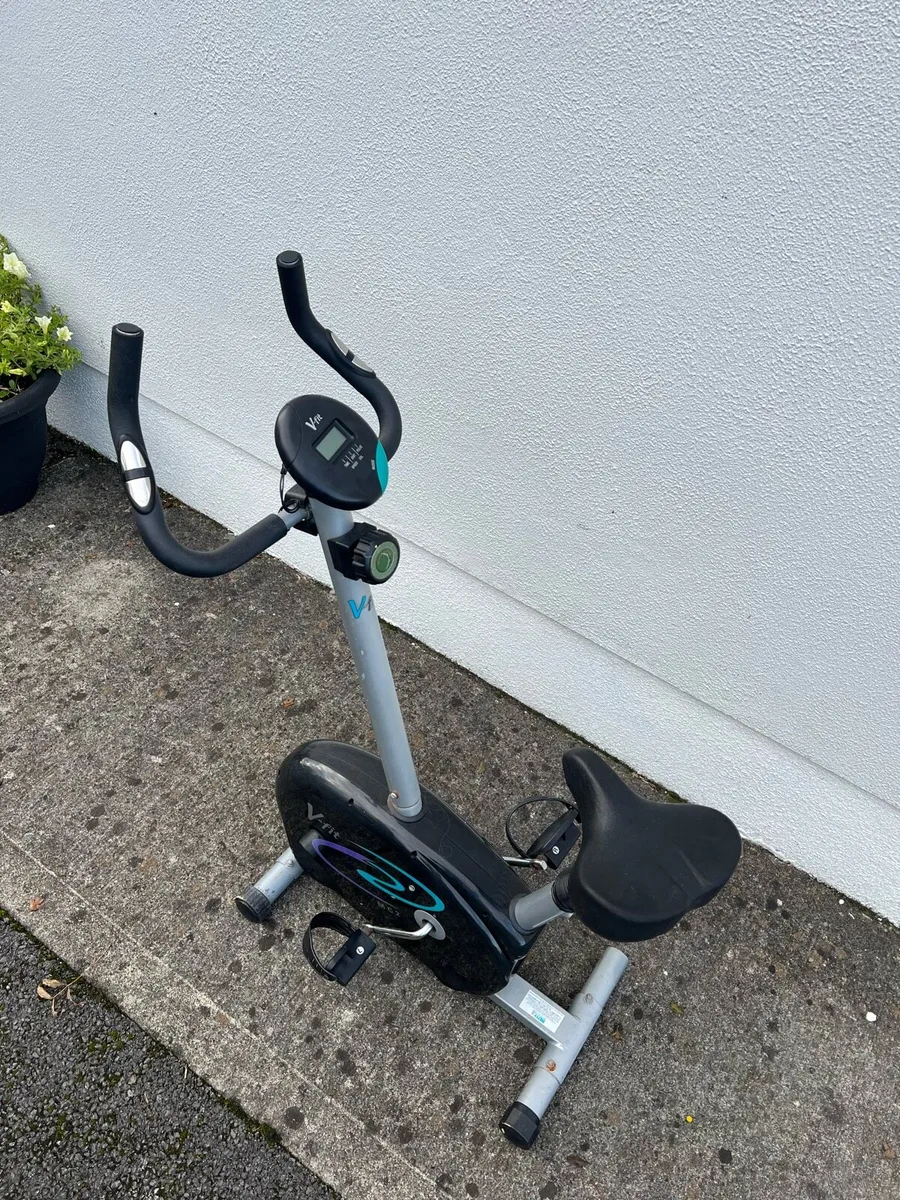 Exercise bike - Image 2