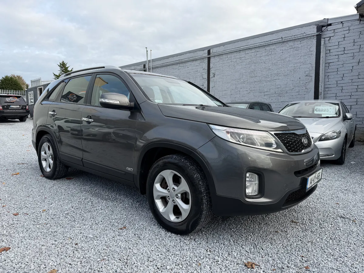 2014 (141) Kia Sorento EX 4x4 AWD - Image 1