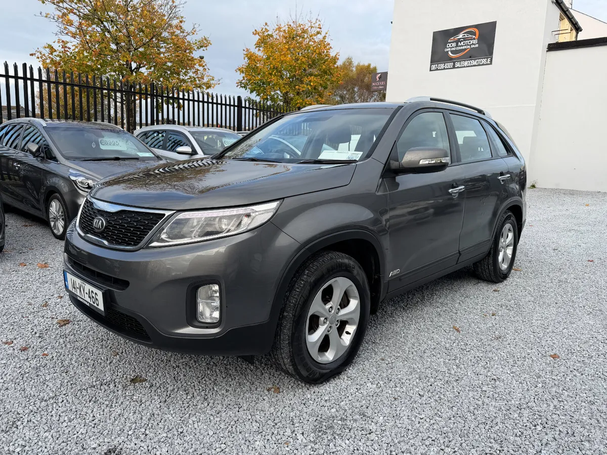 2014 (141) Kia Sorento EX 4x4 AWD - Image 3