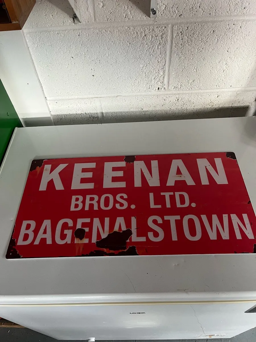 TIN SIGN