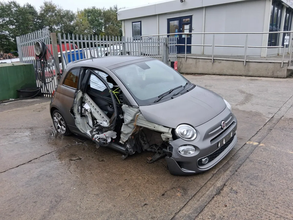 2022 FIAT 500 1.0L Petrol ( for parts only ) - Image 4
