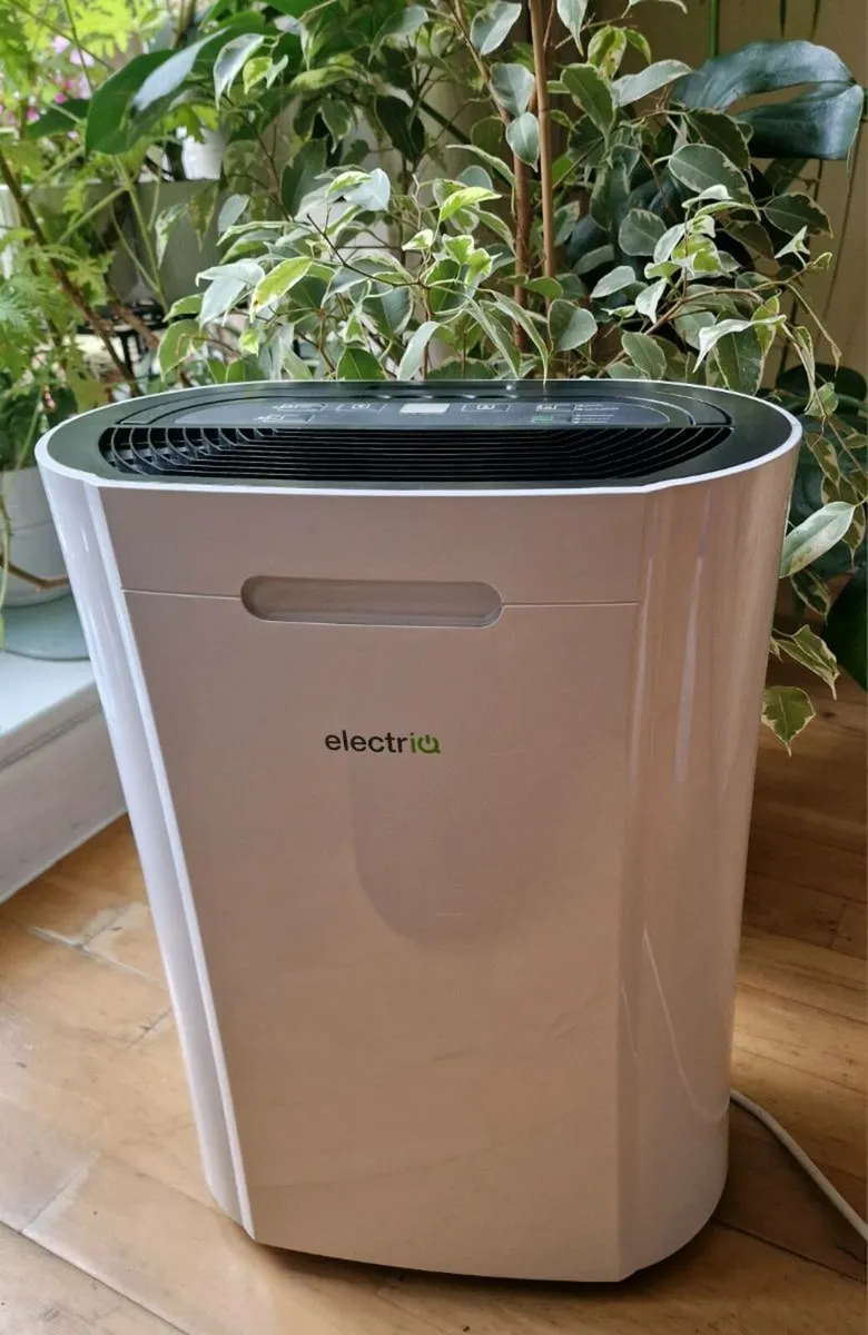electriQ Dehumidifier - Image 1