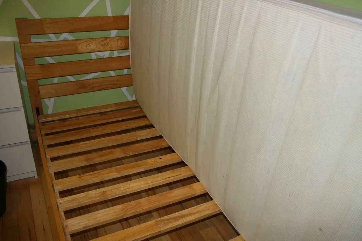 Bed - Image 4