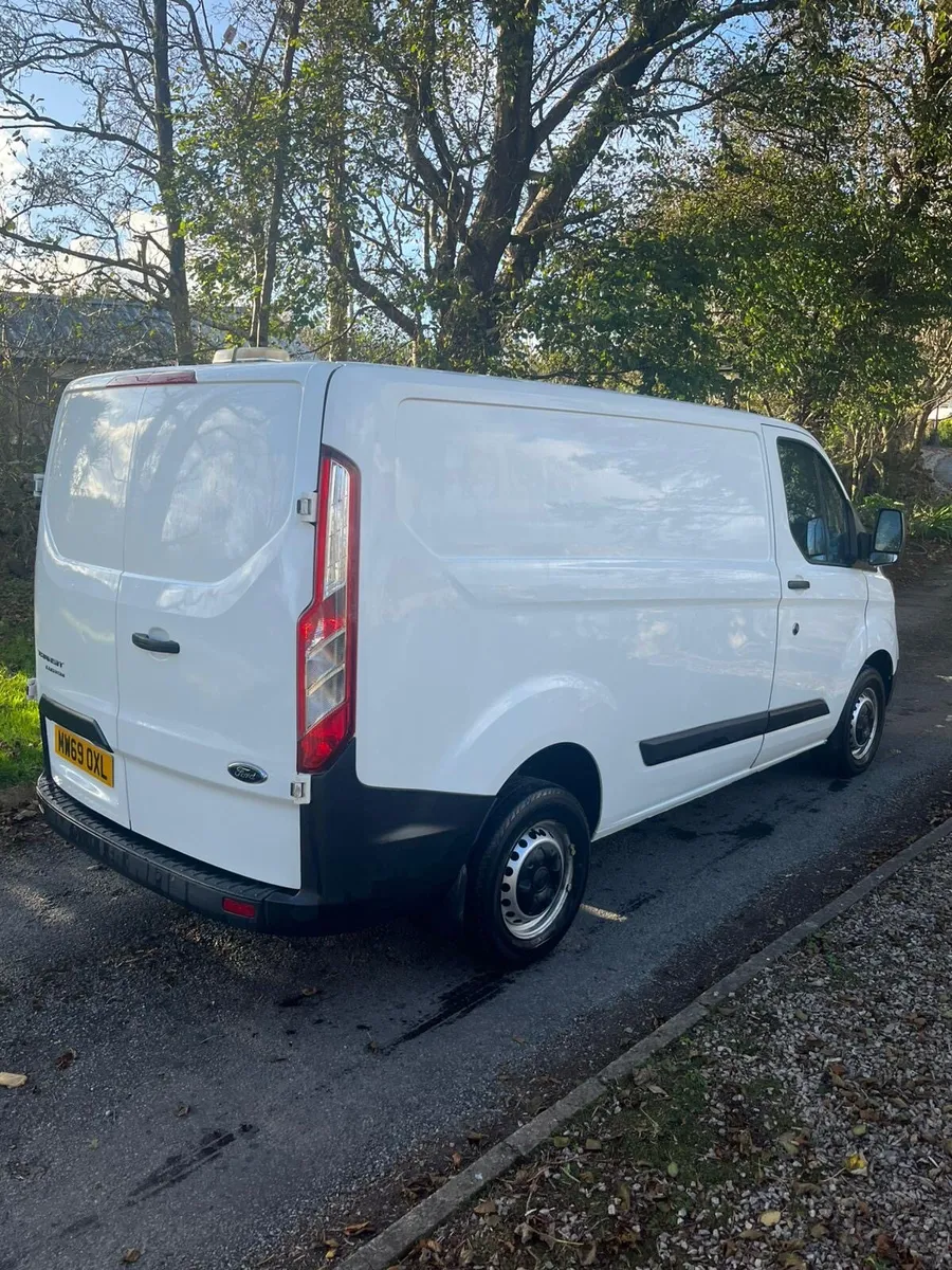 Ford Transit Custom 2019 - Image 4