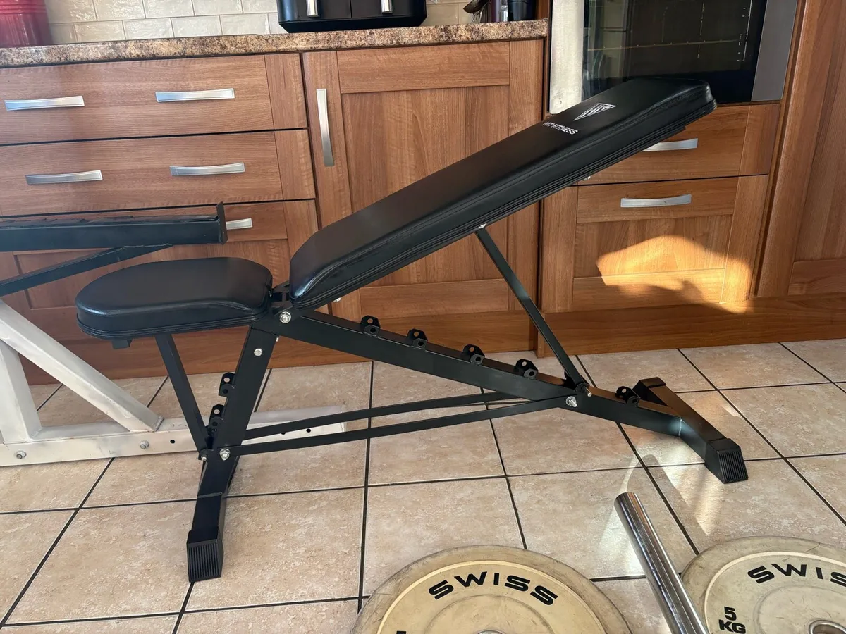 MASSIVE GYM SQUAT RACK, OLYMPIC WEIGHTS, BARS SET! - Image 3