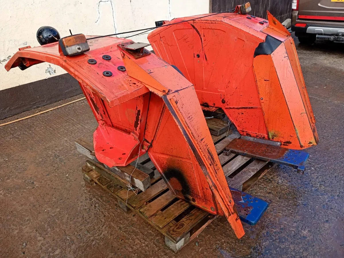SAME/ Deutz/ Lamborghini Mudguards - Image 2