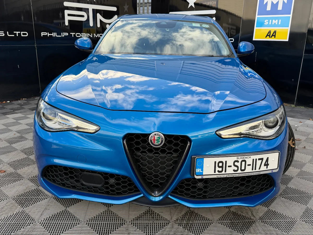 Alfa Romeo Giulia Veloce Turbo 286HP Auto - Image 4