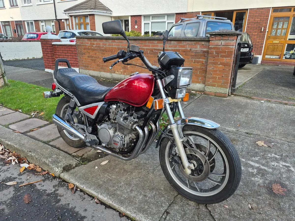 YAMAHA XJ 750 Maxim - Image 2