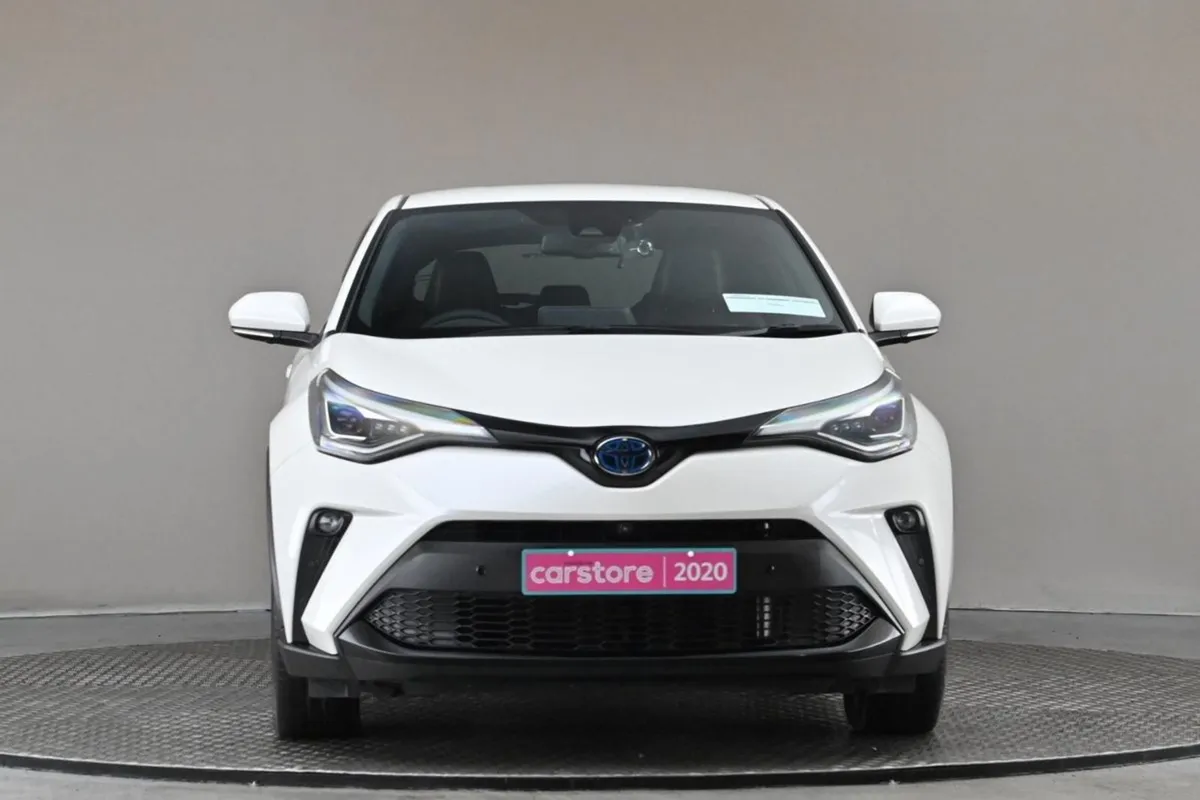 Toyota C-HR 1.8 Hybrid  10  Android Car Player re - Image 2