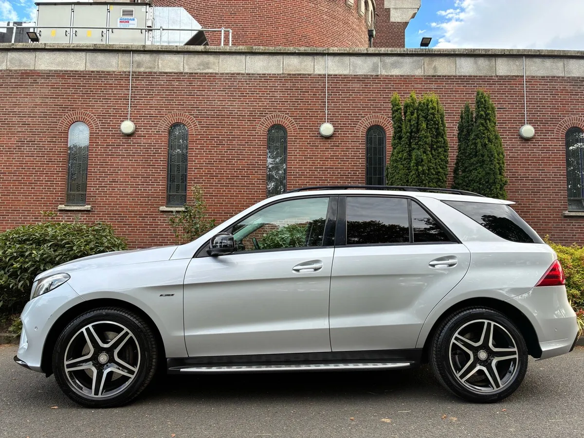 MERCEDES GLE 450 AMG PREMIUM 4 MATIC - Image 4
