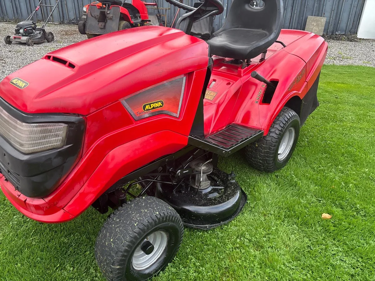 Ride on mower - Image 3