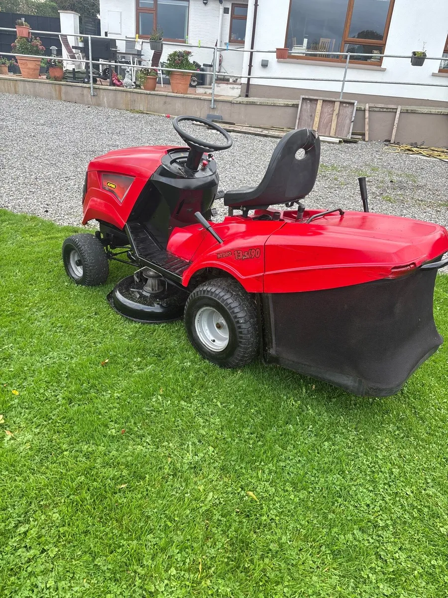 Ride on mower - Image 4