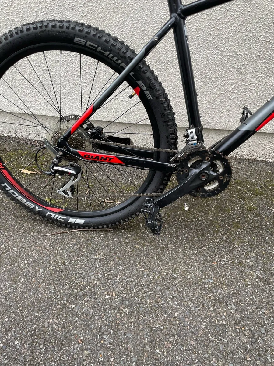 Giant Talon 3 Mountain Bike - Image 2