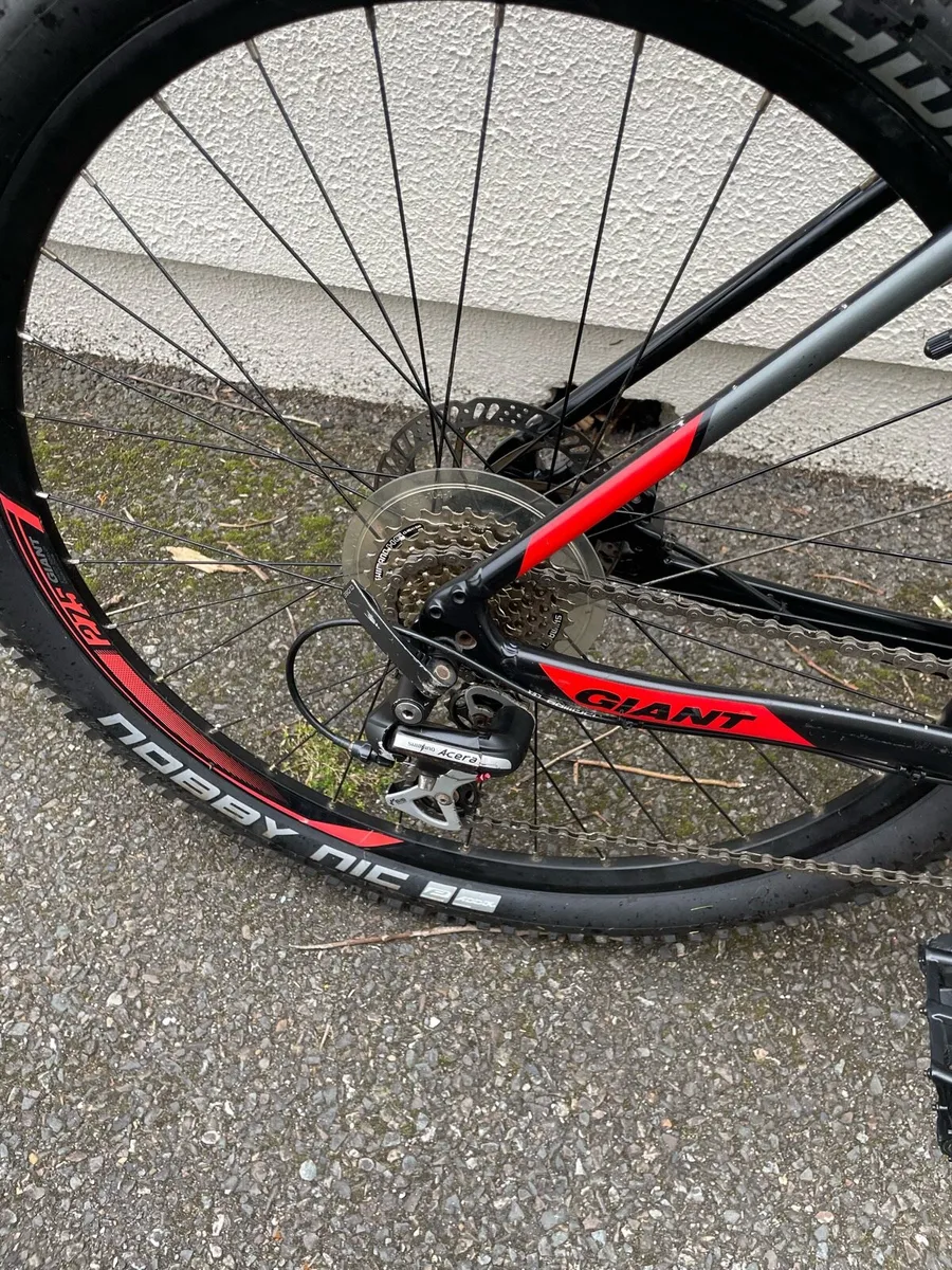 Giant Talon 3 Mountain Bike - Image 3