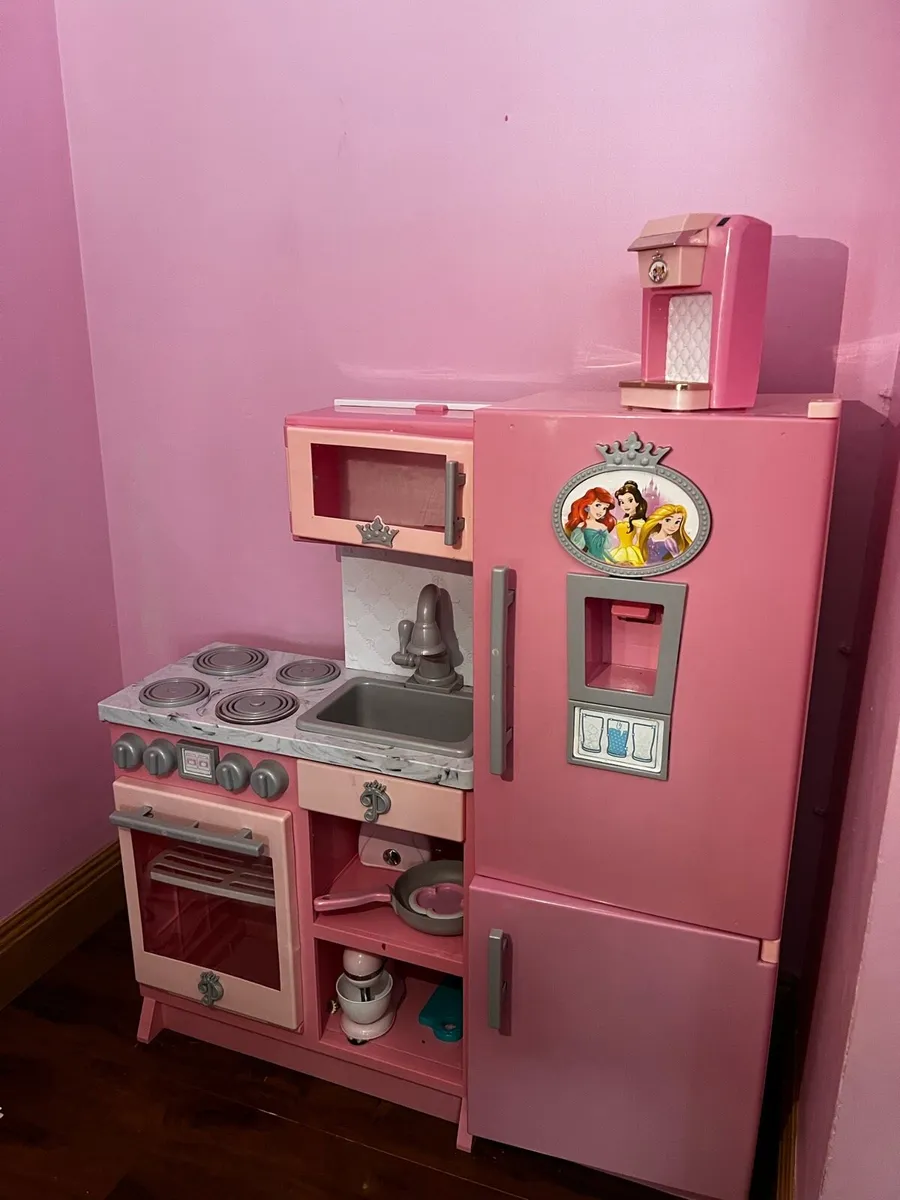 Princess kitchen & accessories - Image 1