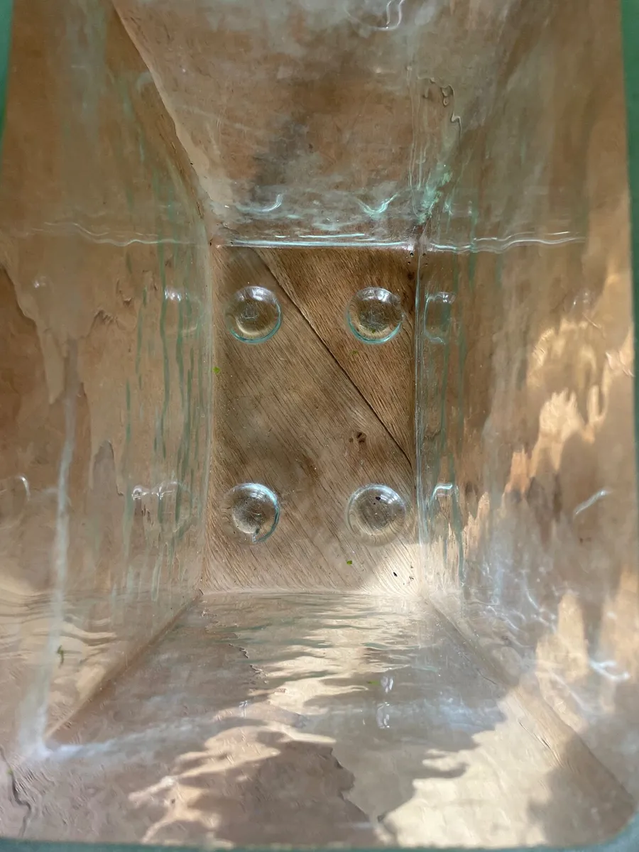 Battery jar - Image 1
