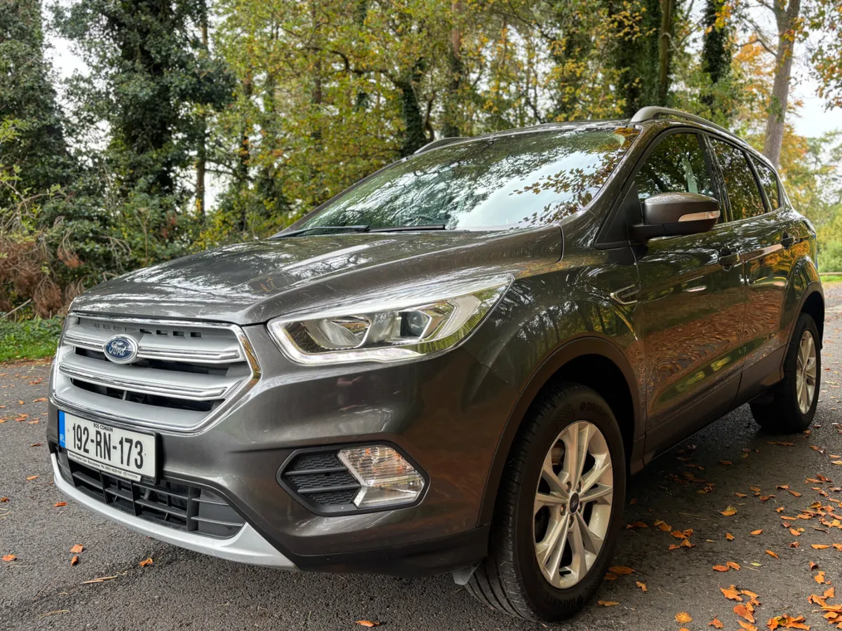 ⭐️STUNNING! 2019 Ford Kuga TITANIUM 4X4 - Image 2