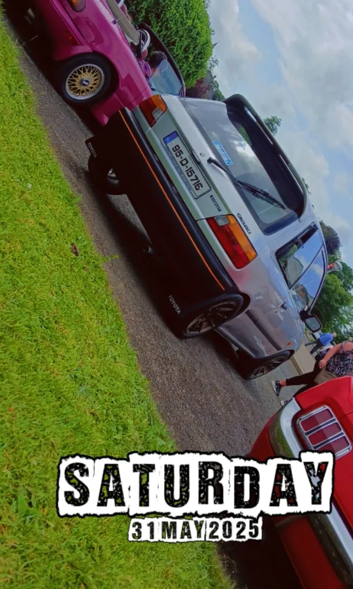 Toyota starlet silver - Image 2