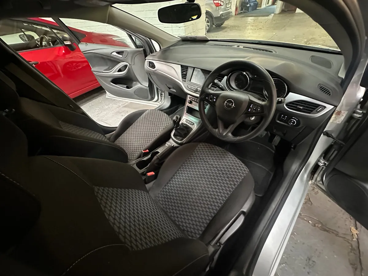 2019 Opel Astra 1.6CDTi (110PS) SC - Image 4