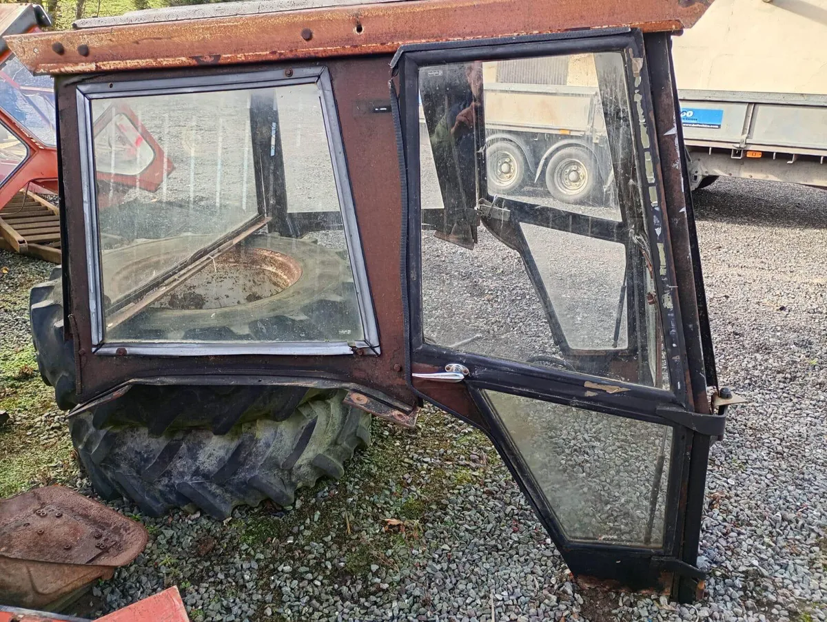European Safety Cab to suit MF, Ford, Fiat, DB - Image 2