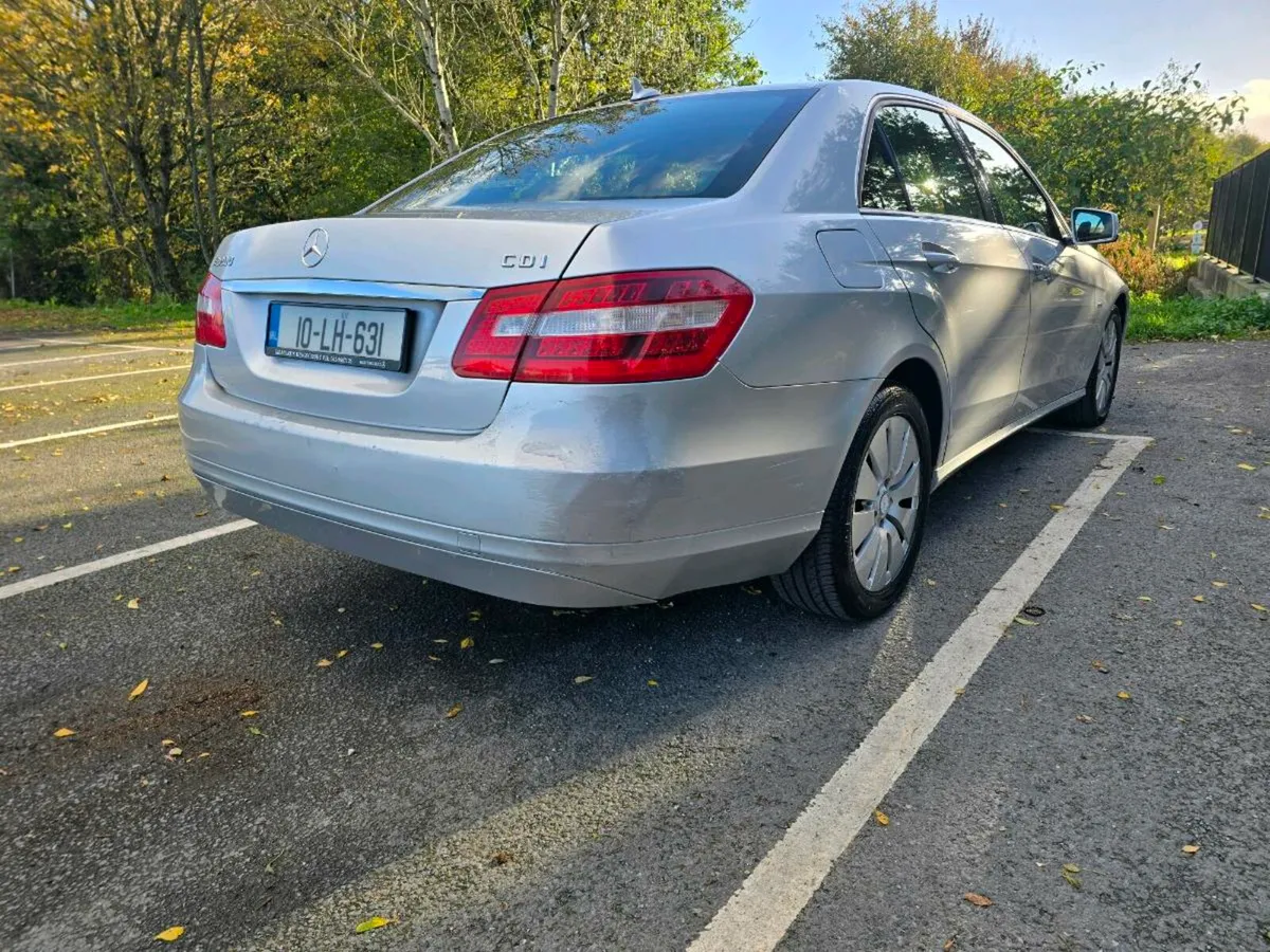 Mercedes E 200 diesel - Image 4