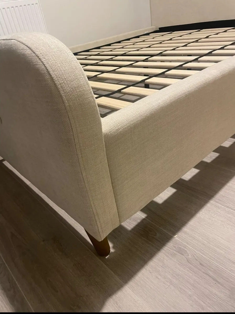 Bed frame - Image 3