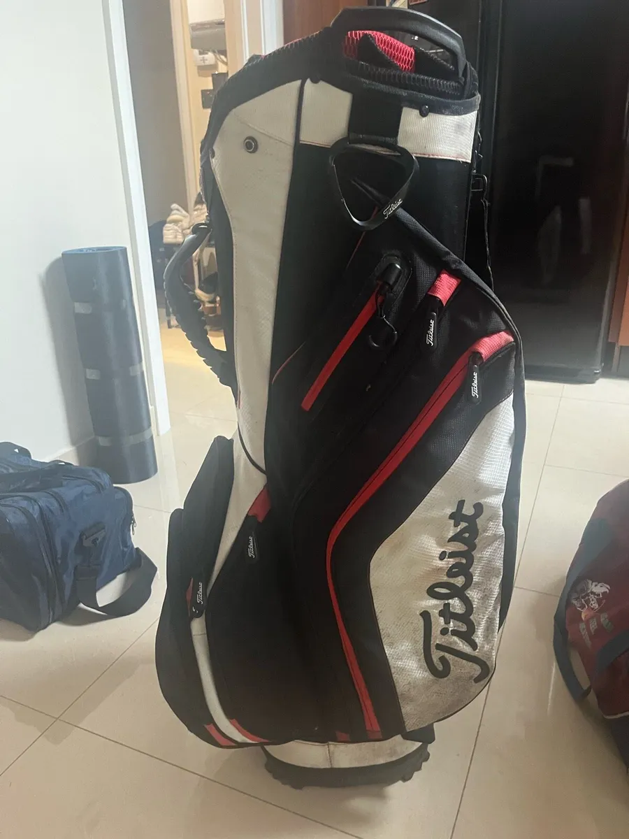 Titleist golf bag - Image 3