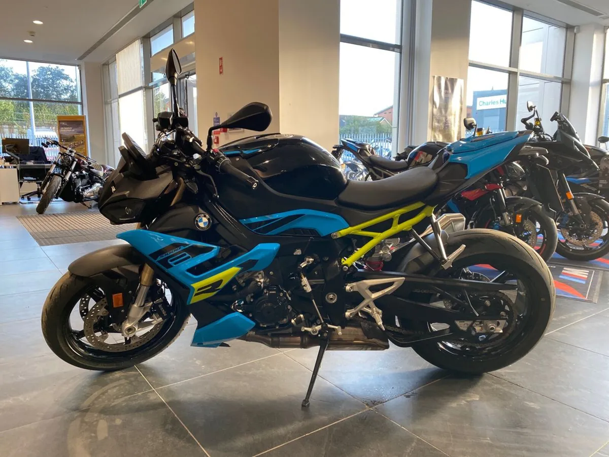 2025 BMW S1000R Sport with Extras! - Image 2