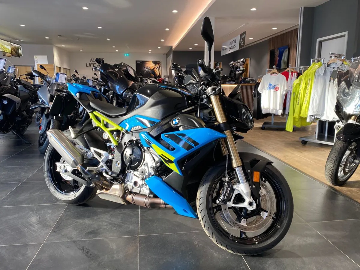 2025 BMW S1000R Sport with Extras! - Image 3