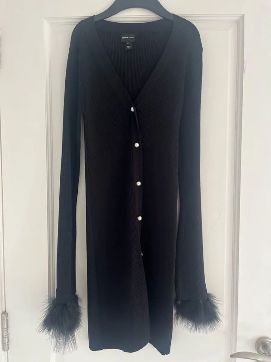 River Island Black mini Dress with feather cuffs - Image 3