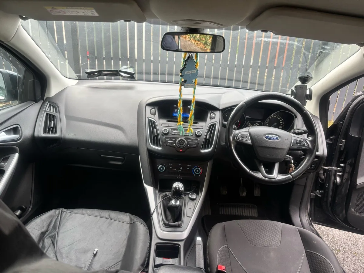 Ford focus - Image 4