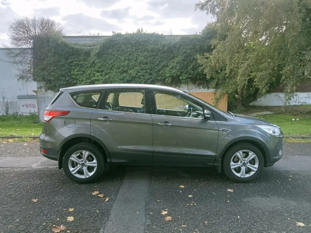 132 Ford KUGA 2.0D ZETEC 1 owner only 126km - Image 3